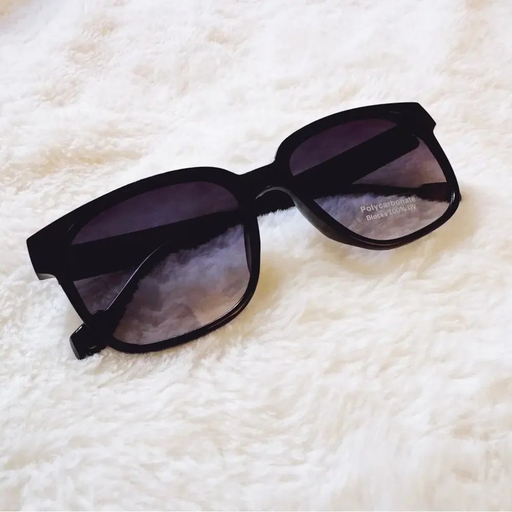 Oliver Black Oversized Chic Sunglasses